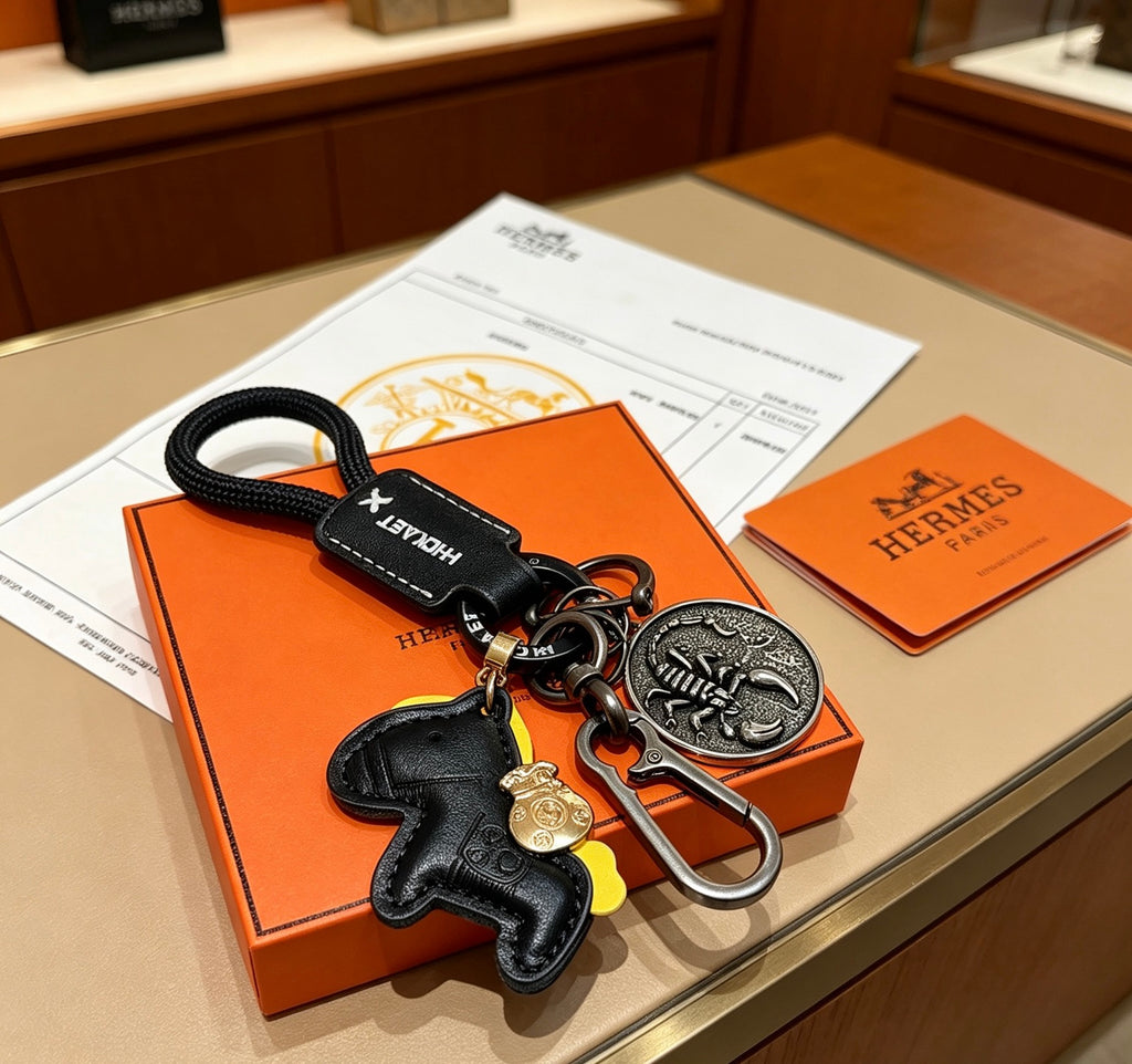 Hermès Black Horse and H Disc Keychain - album image 3