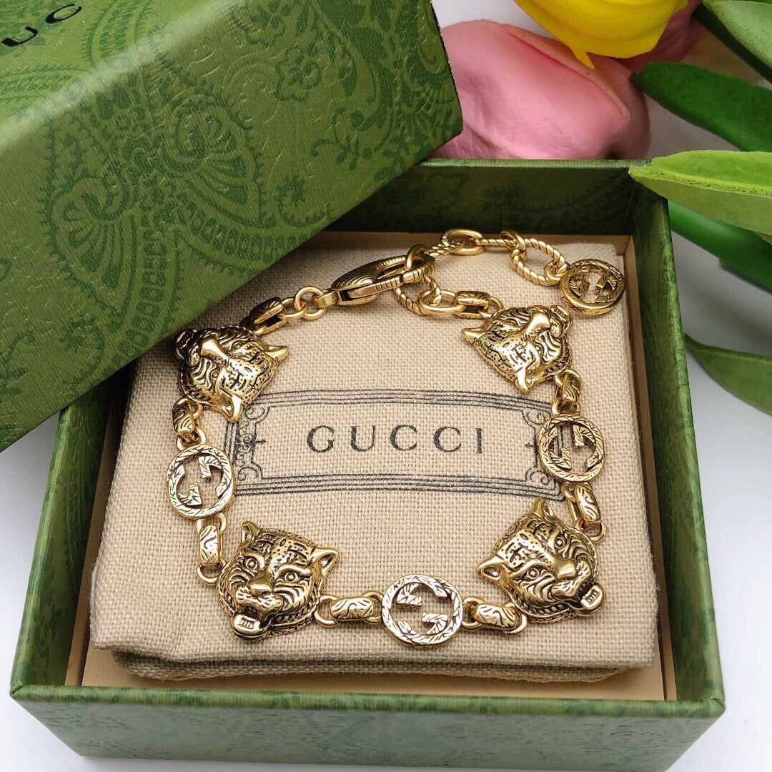 Gucci Interlocking G Tiger Head Bracelet - album image 1
