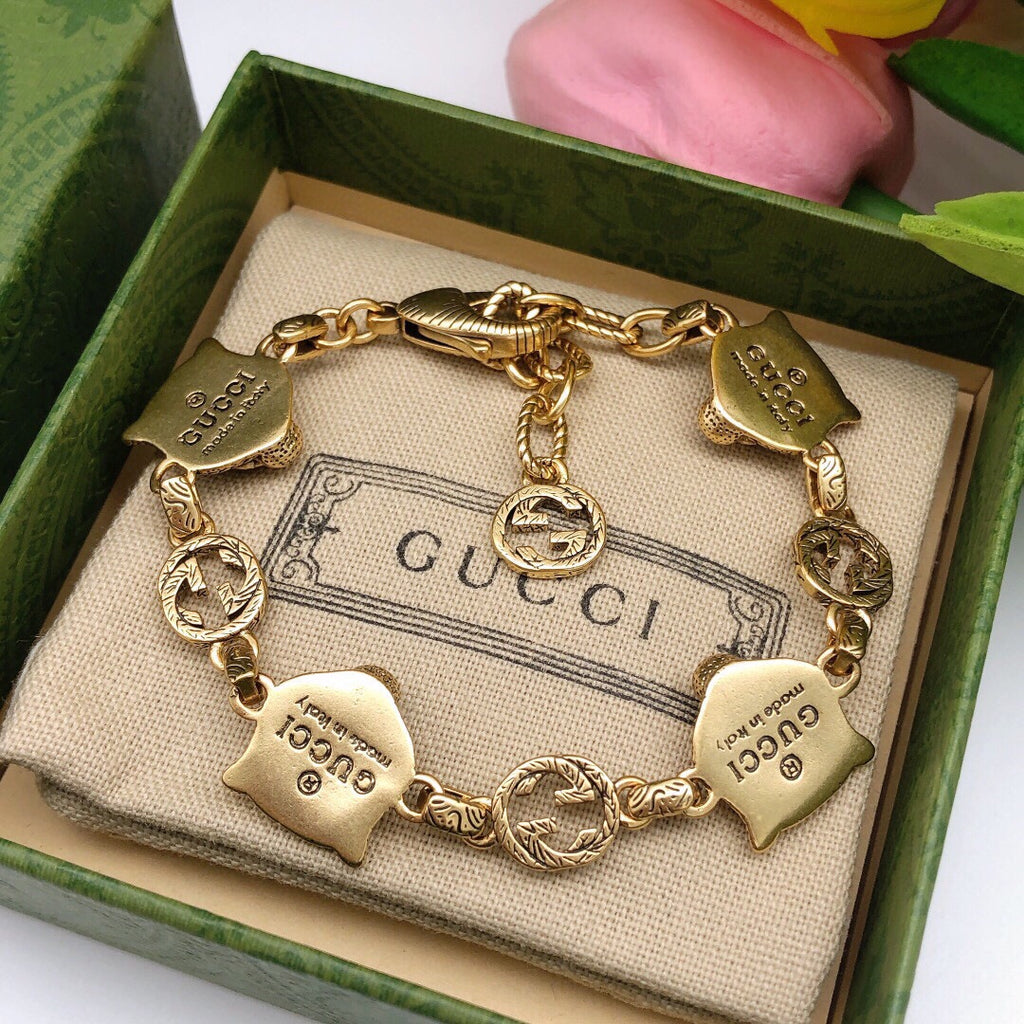 Gucci Interlocking G Tiger Head Bracelet - album image 4