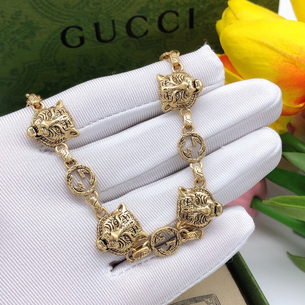 Gucci Interlocking G Tiger Head Bracelet - album image 6