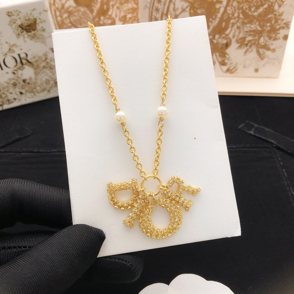 Dior Asymmetric Bow and Round Pendant Necklace - product image 5