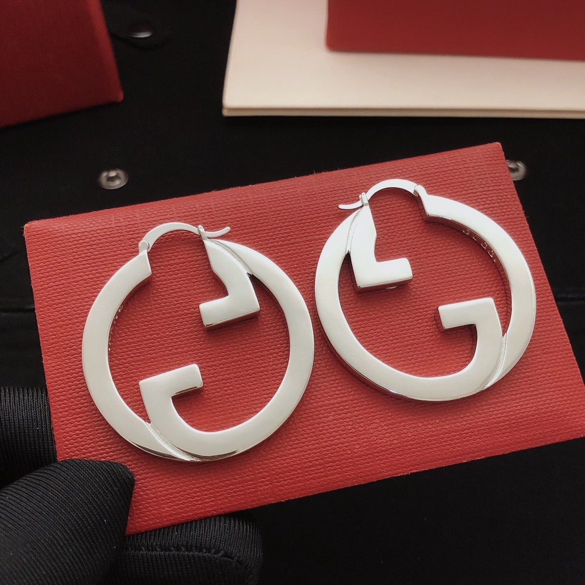 Gucci Circular Polished Earrings - album image 8