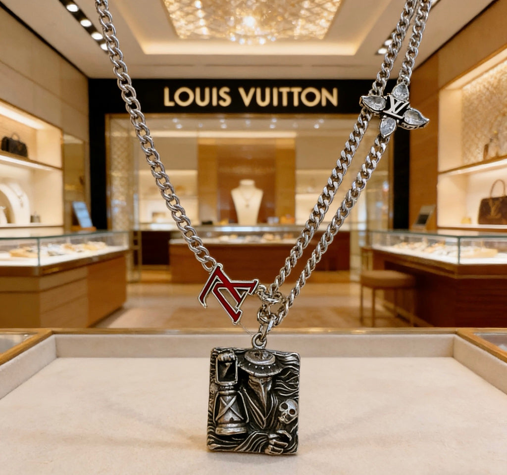 Louis Vuitton Silver-Tone Antiqued Chain Necklace - album image 4