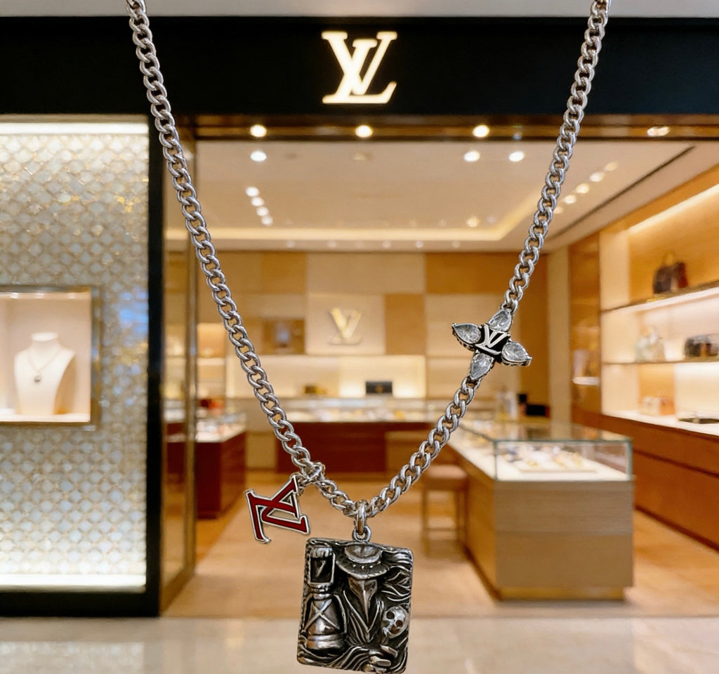 Louis Vuitton Silver-Tone Antiqued Chain Necklace - album image 3