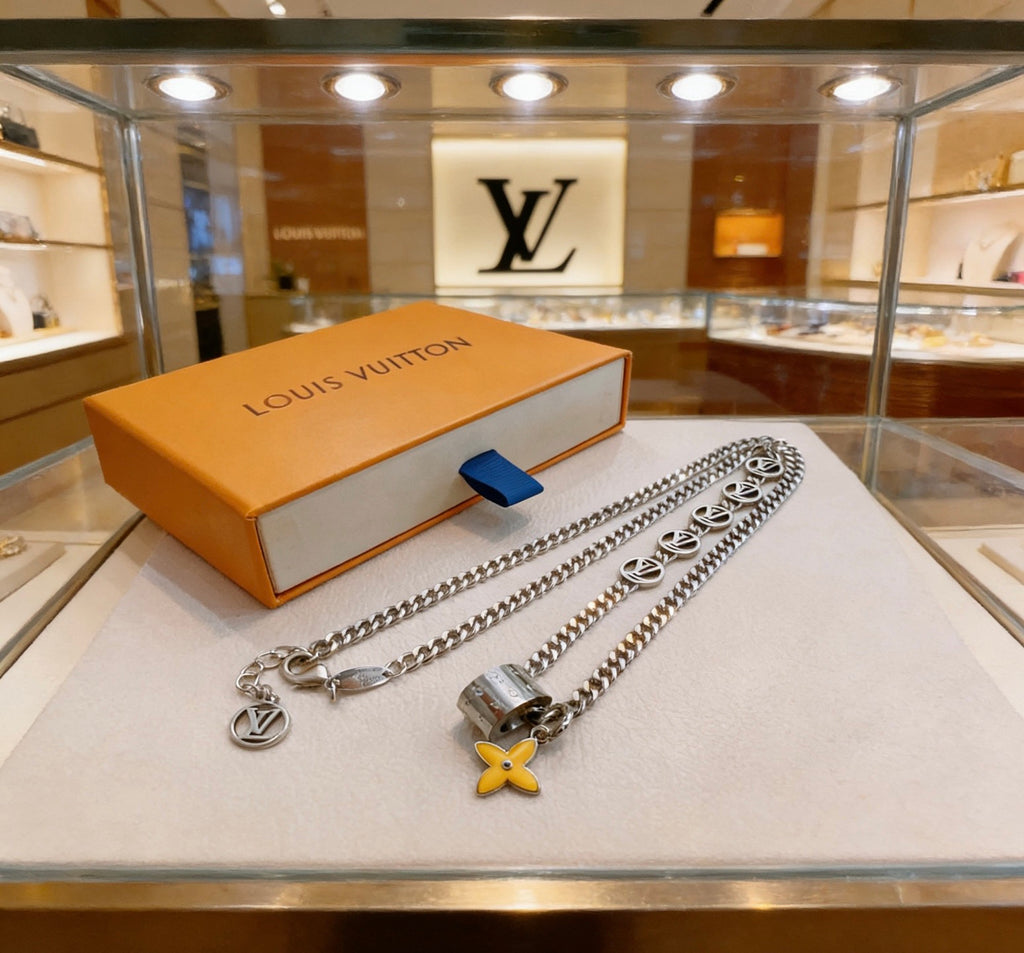 Louis Vuitton Silver-Tone Antiqued Chain Necklace - album image 1