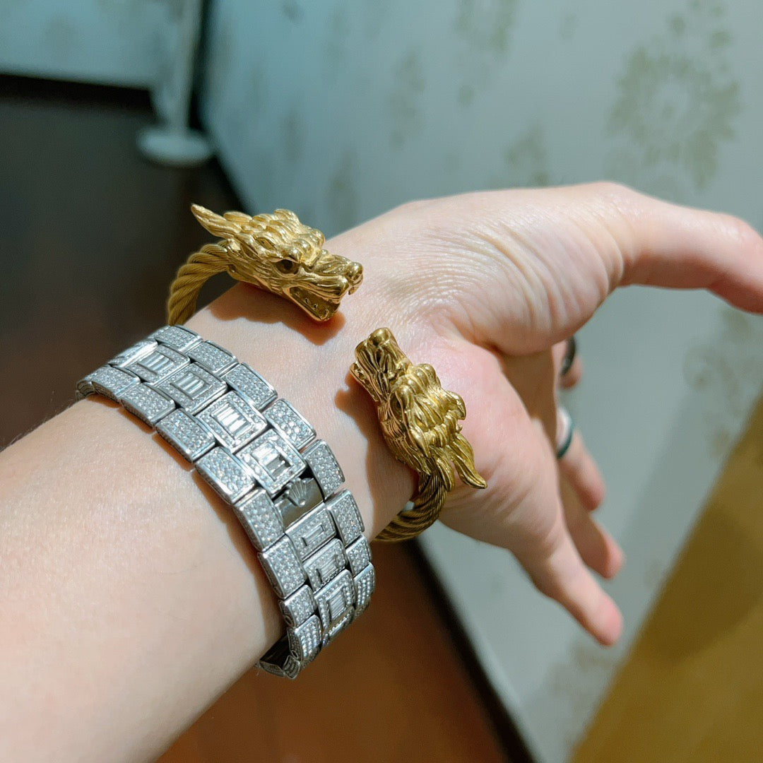 Gucci Anger Forest Interlocking G Antique Silver-Tone Silver-Tone Antiqued Bangle - album image 4