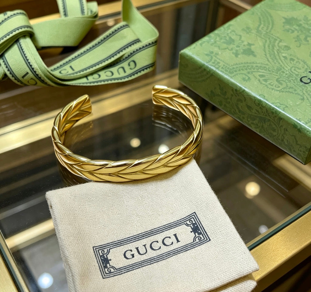 Gucci Anger Forest Interlocking G Antiqued Bangle - album image 2