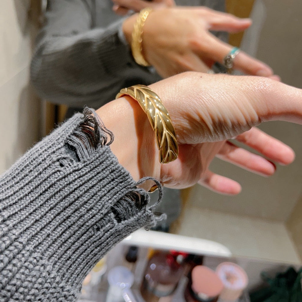 Gucci Anger Forest Interlocking G Antiqued Bangle - album image 4