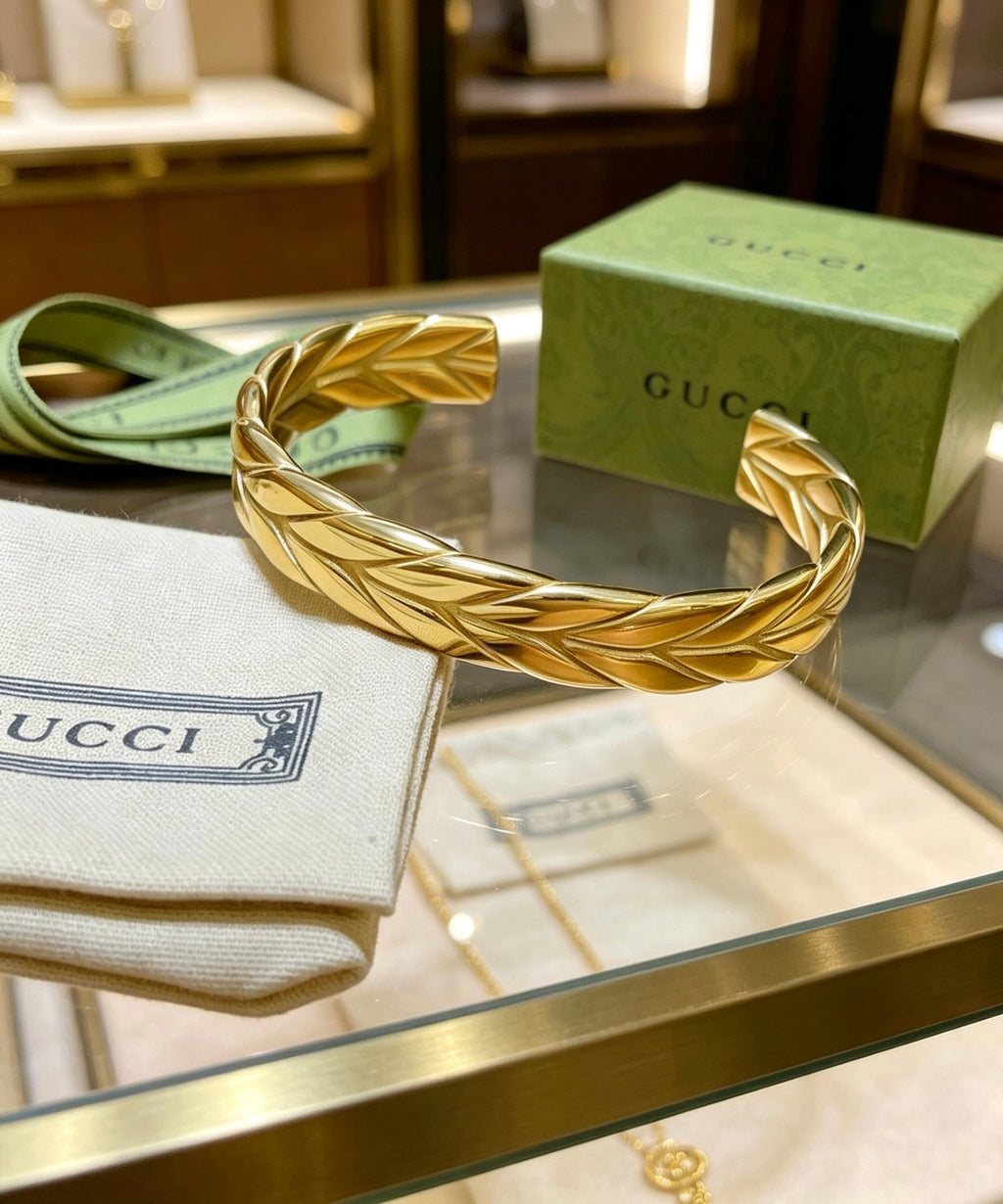 Gucci Anger Forest Interlocking G Antiqued Bangle - album image 9