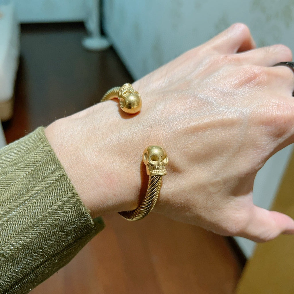 Gucci Anger Forest Interlocking G Antiqued Bangle - album image 9