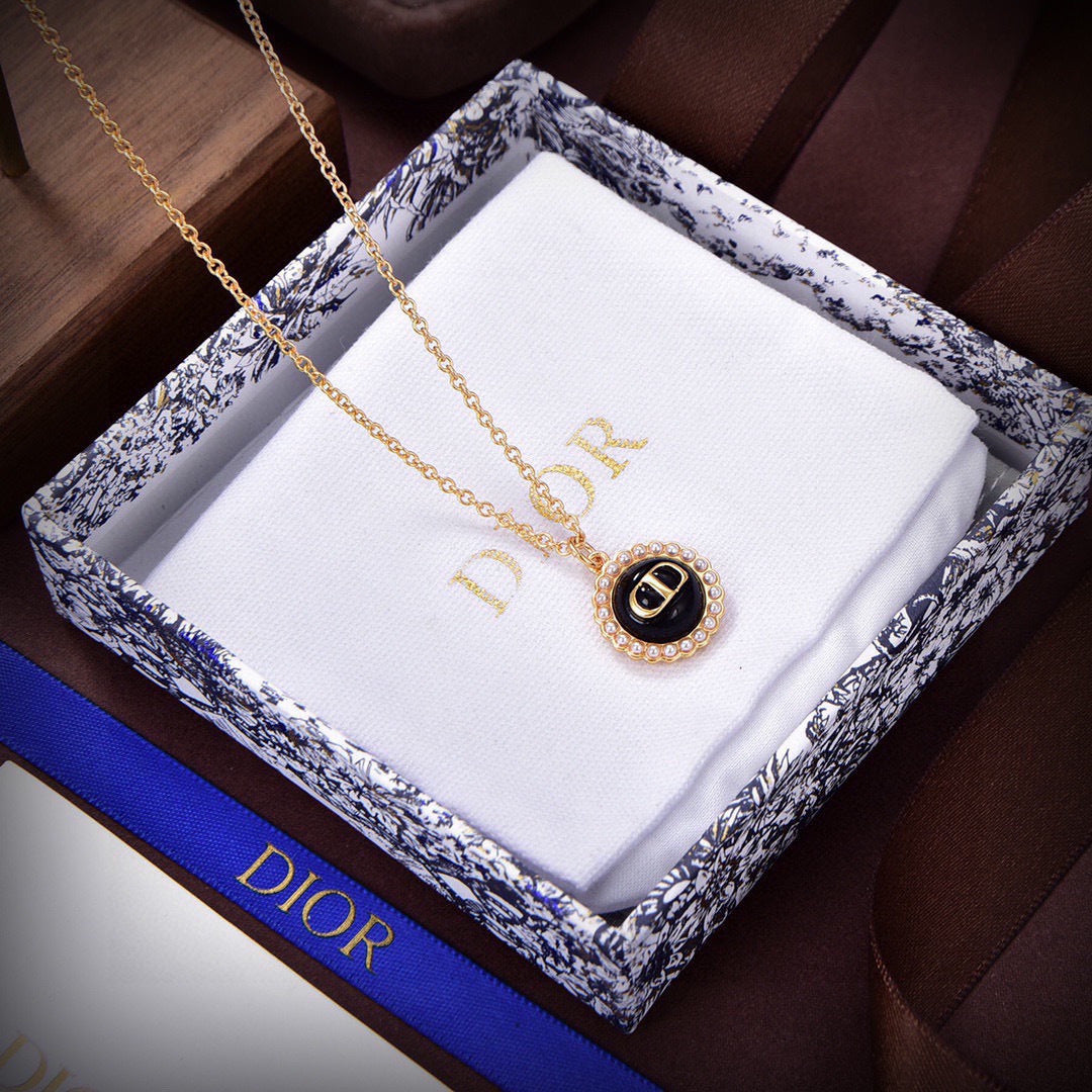 Dior Colored Round Disc Necklace - product image 5