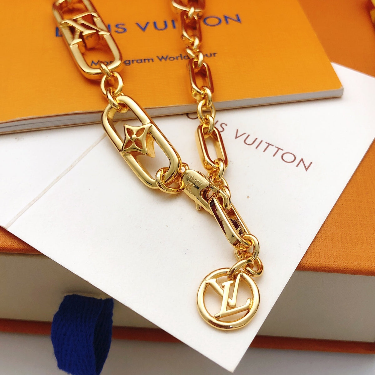 Louis Vuitton Polished Necklace - album image 4