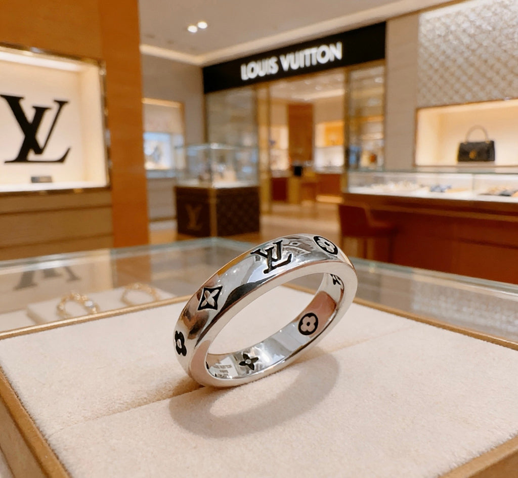 Louis Vuitton Silver-Tone Antiqued Ring - album image 6