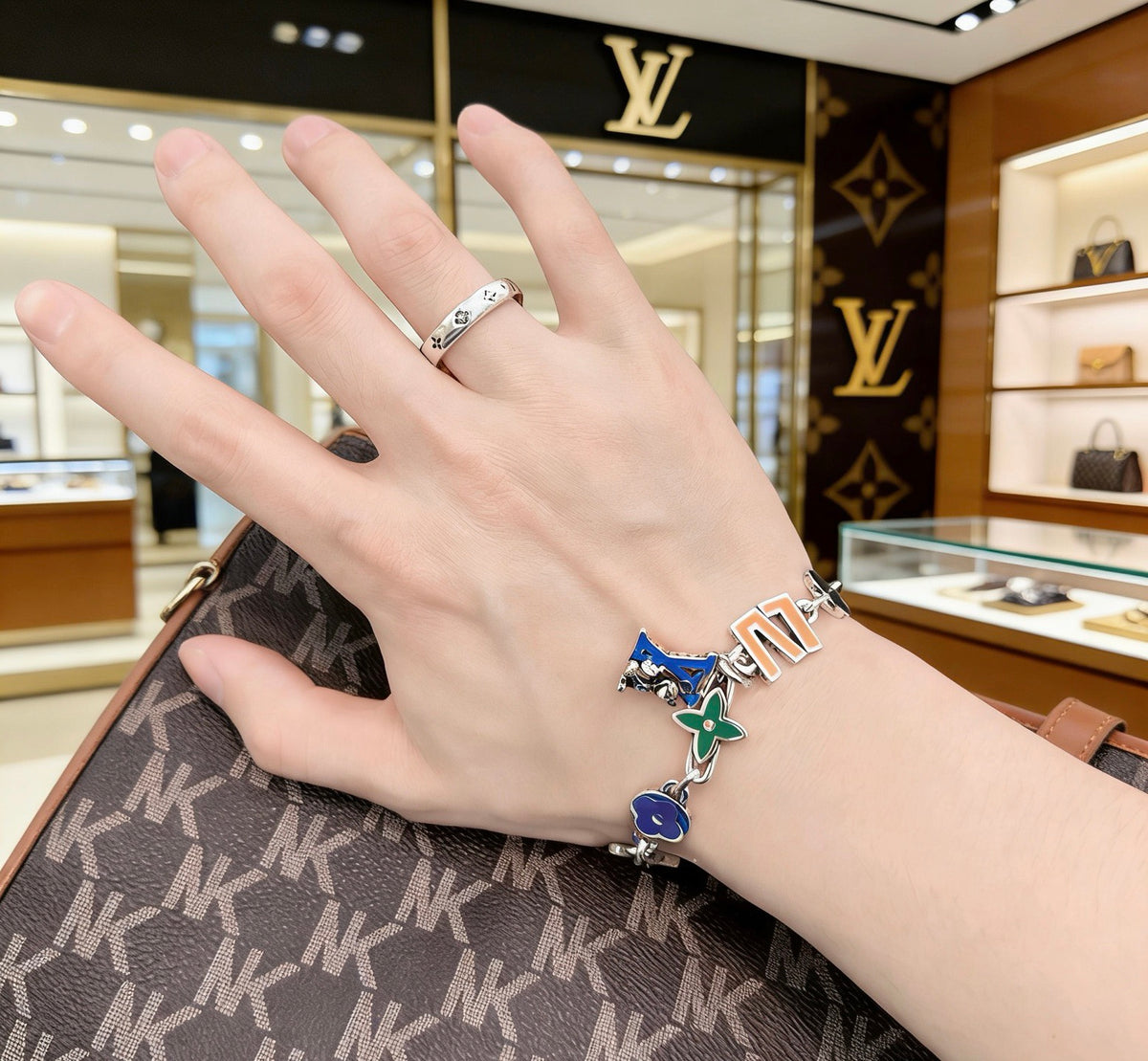 Louis Vuitton Silver-Tone Antiqued Ring - album image 7
