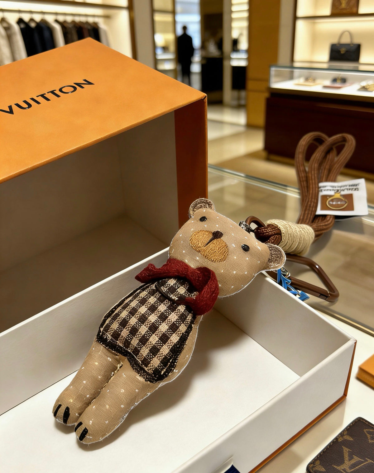 Louis Vuitton Brown Patterned Plush Character Bag Charm - album image 5