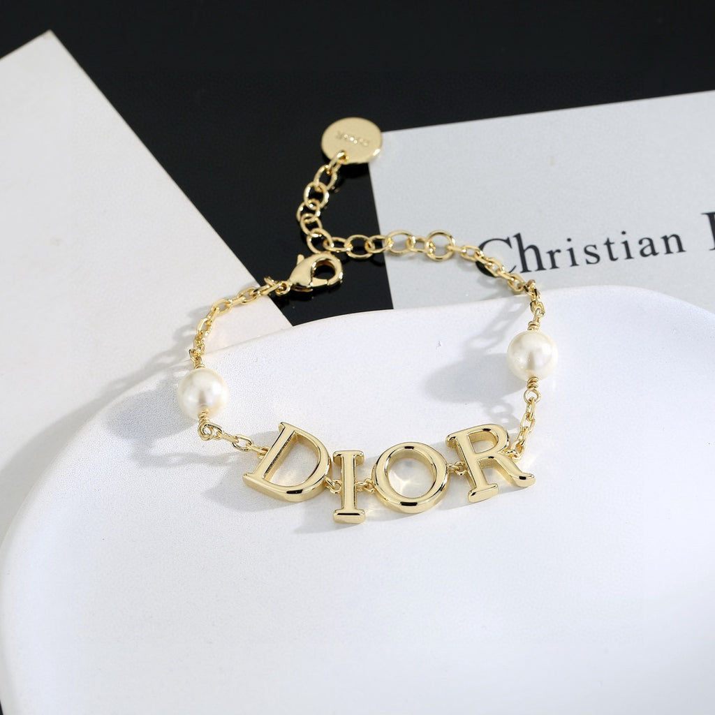 Dior Letter Center Pearl-Look Bracelet - product image 7