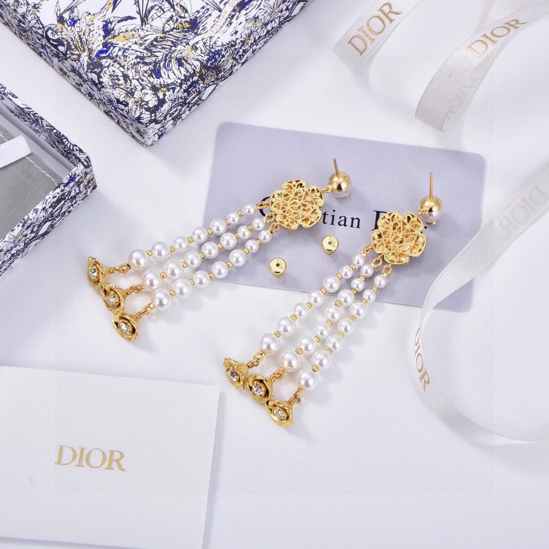 Dior Crystal Floral Fringe Jewelry - product image 6
