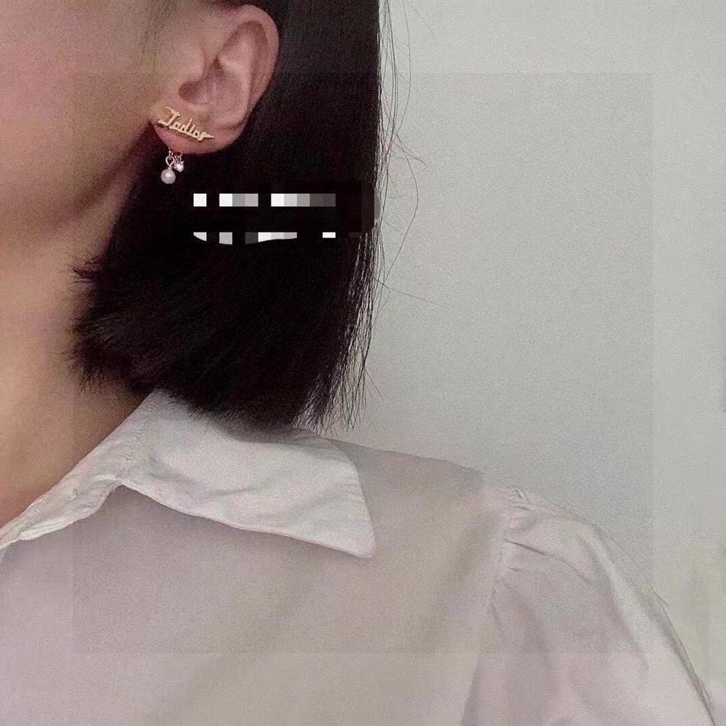 Dior Bar and Pearl-Look Jewelry - product image 4