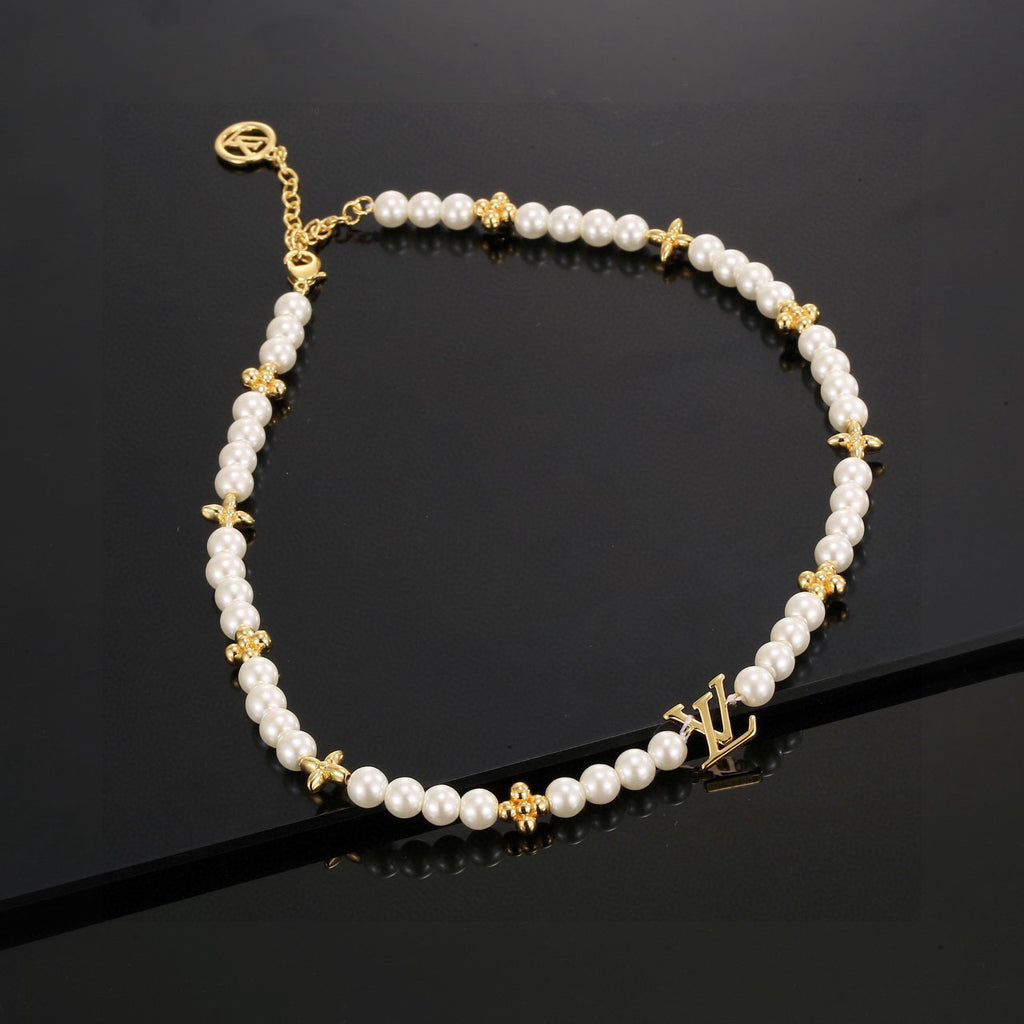 Louis Vuitton Pearl Necklace - album image 4