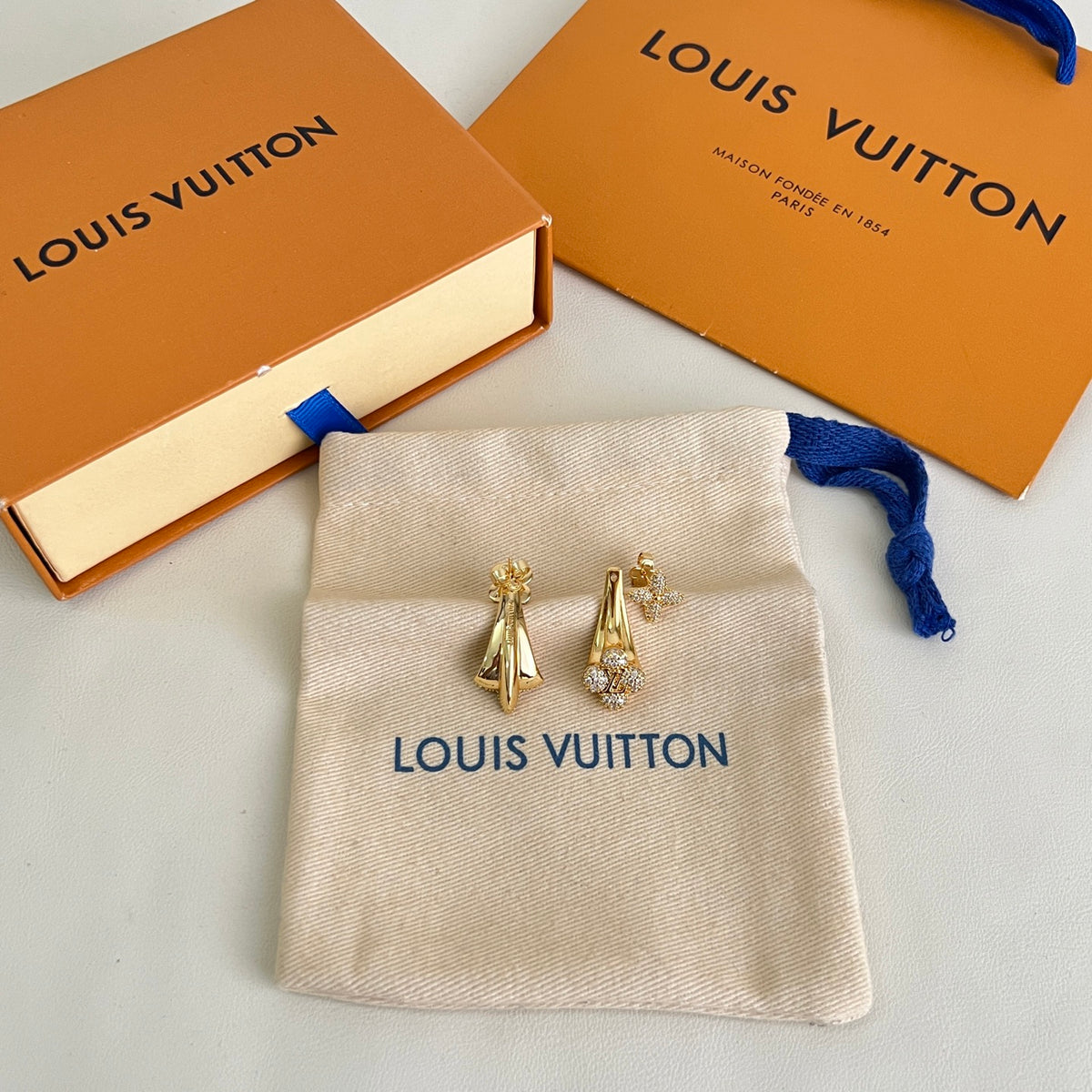 Louis Vuitton Gold-Tone LV Pendant Necklace - album image 5