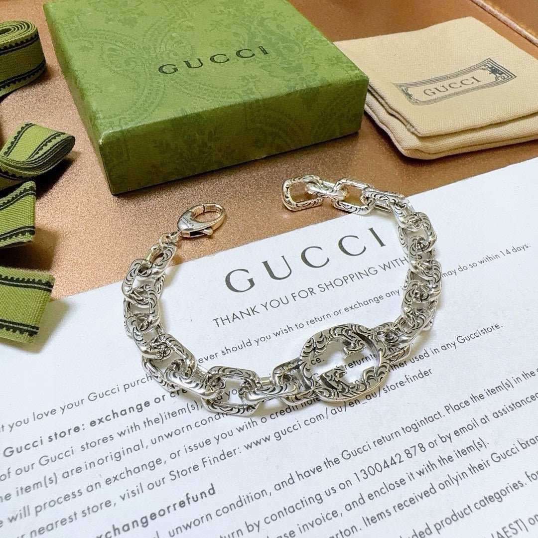 Gucci Silver-Tone Engraved Open Bangle - album image 7