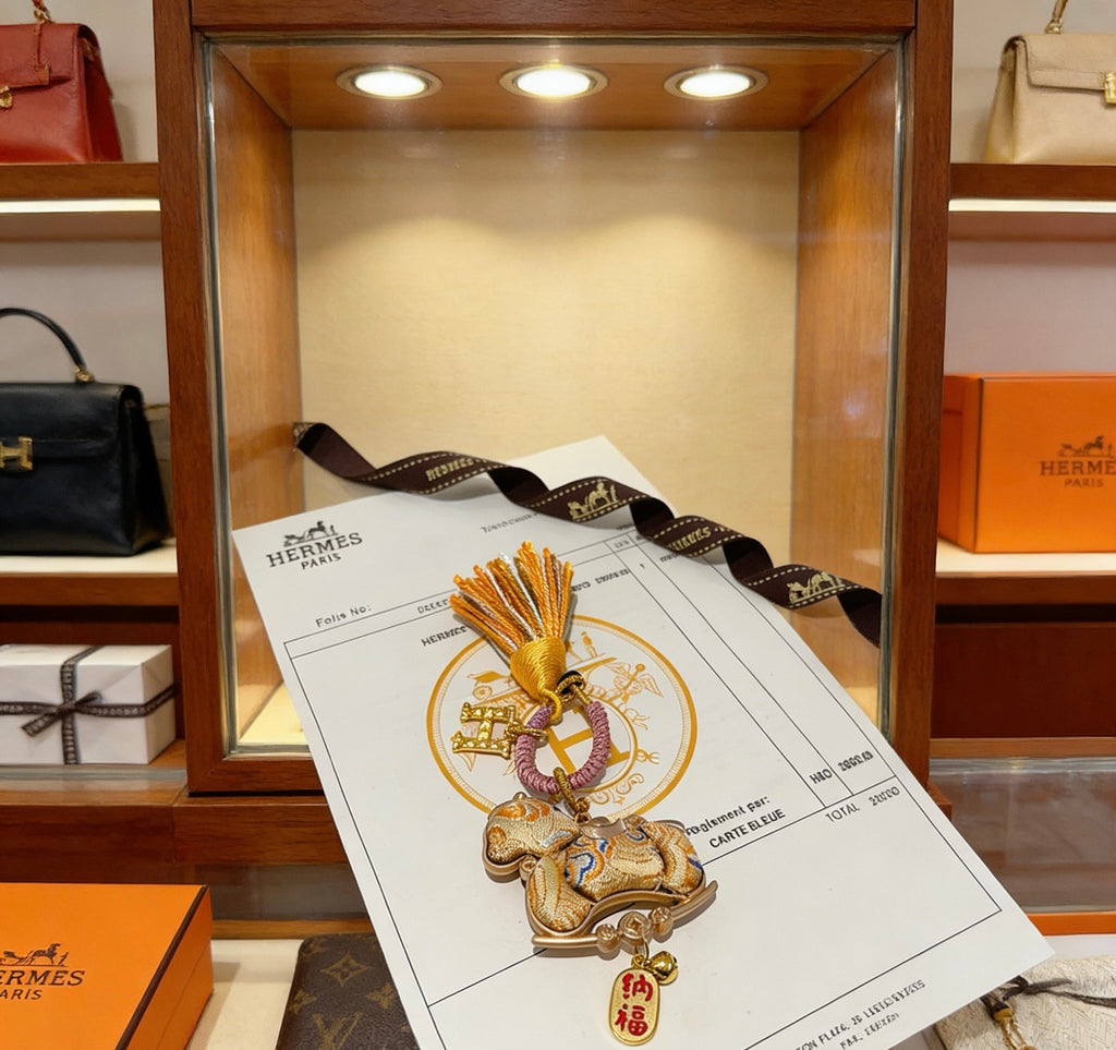 Hermès Gold-Tone Sculptural Charm Keychain - album image 6