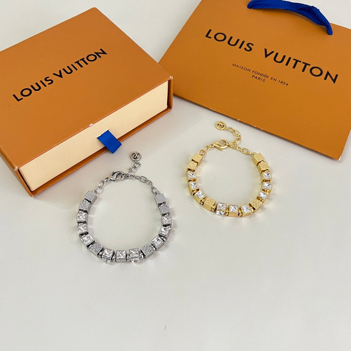 Louis Vuitton Gold-Tone Circular Link Bracelet - album image 3