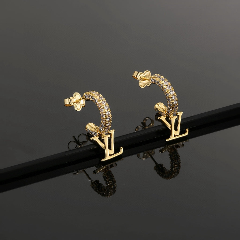 Louis Vuitton LV Letter Open Bangle - album image 7