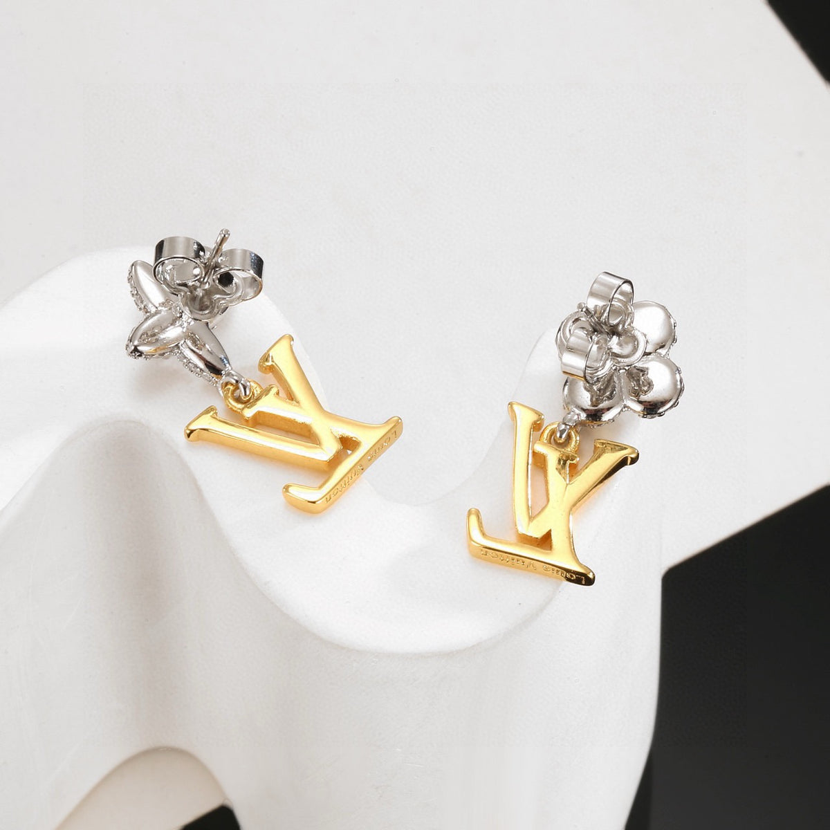 Louis Vuitton Gold-Tone LV and Flower Stud Earrings - album image 4