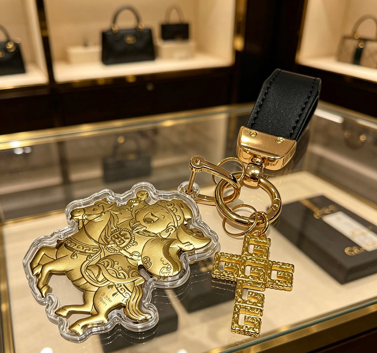 Gucci Anger Forest Interlocking G Key Keychain - album image 1