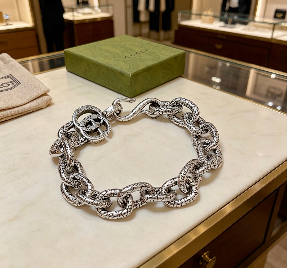 Gucci Silver-Tone Openwork Oval Link Bracelet with G Charm - album image 2