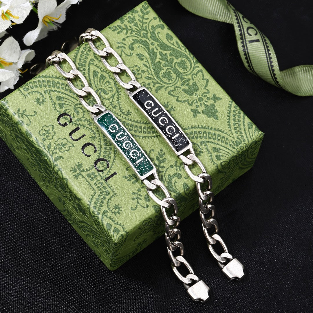 Gucci Silver-Tone Rectangular Plaque Bracelet - album image 4