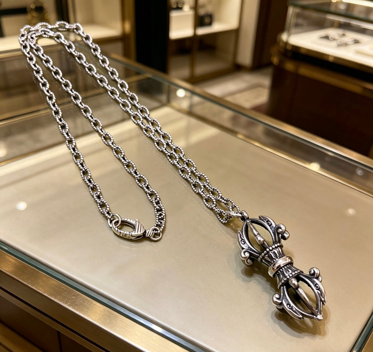 Gucci Anger Forest Interlocking G Antiqued Chain Necklace - album image 2