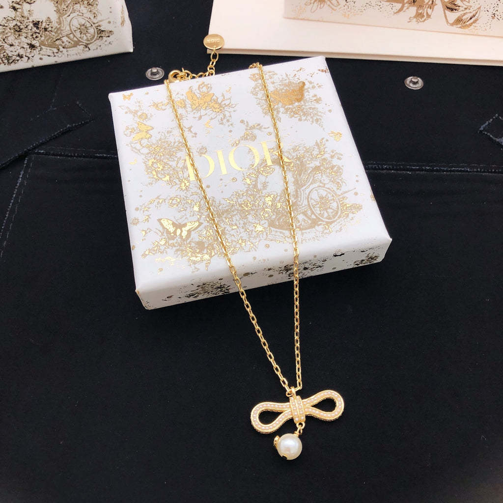 Dior Bow Pearl-Look Pendant Necklace - product image 1