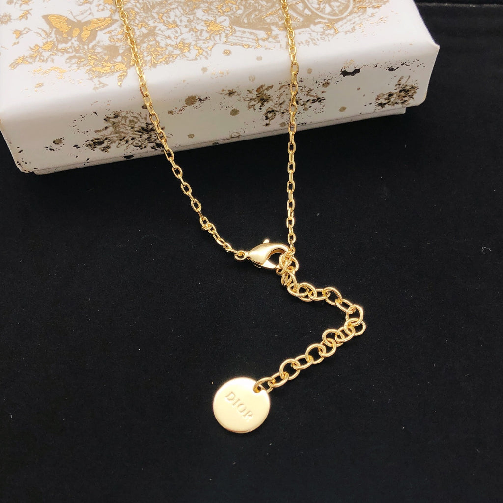 Dior Gold-Tone Overlapping Circle Necklace - product image 2