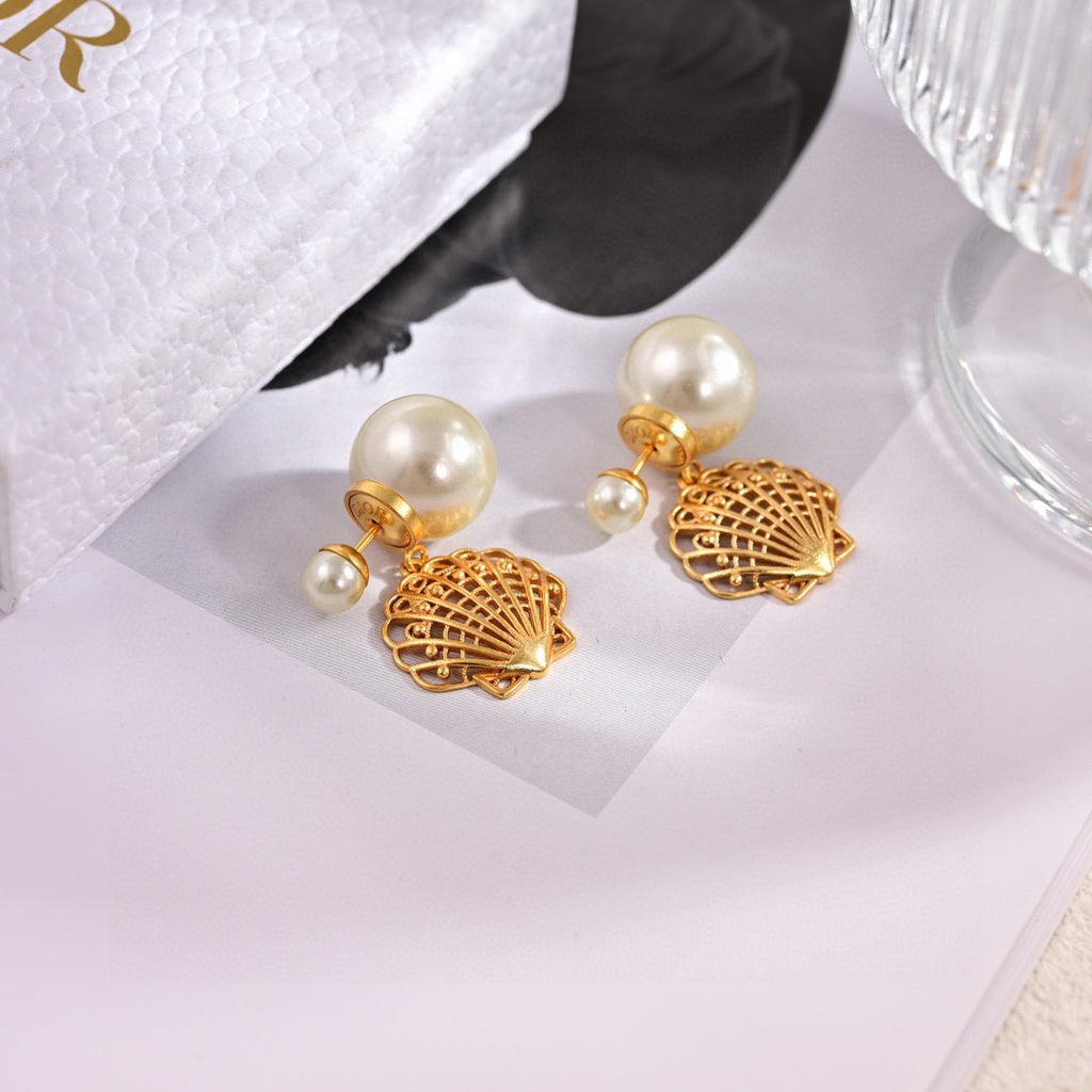 Dior Ribbed Shell Pearl-Look Earrings - product image 5