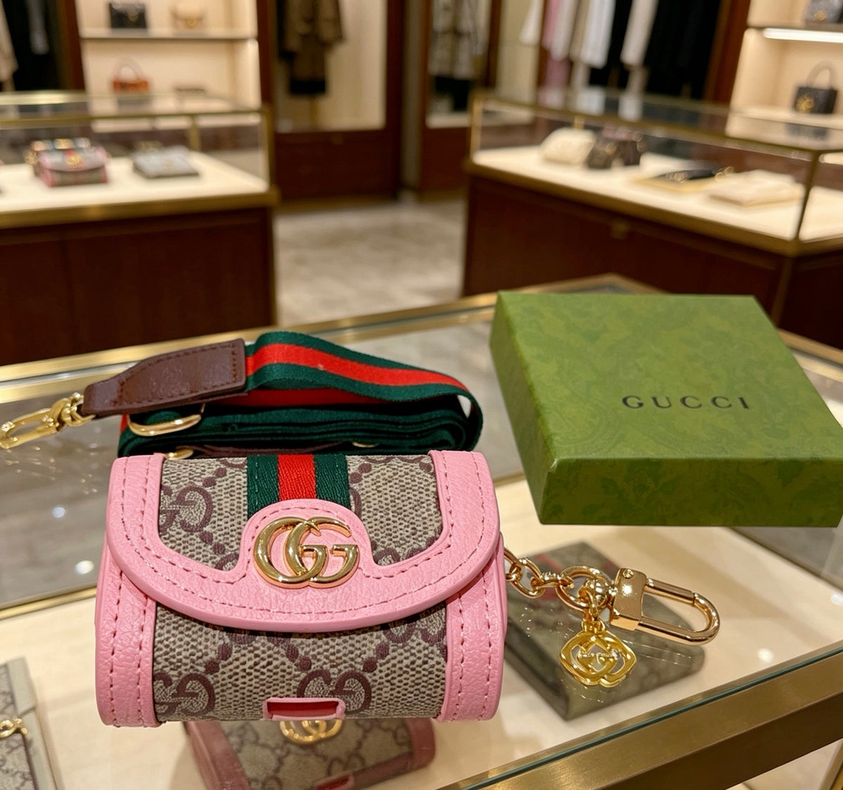 Gucci Pink Monogram Mini Bag Key Case - album image 7