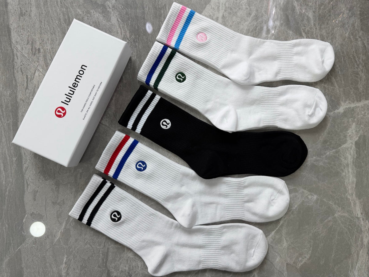 Lululemon stripe cuff round emblem crew socks - view 6