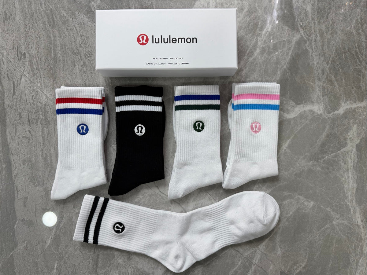 Lululemon stripe cuff round emblem crew socks - view 4