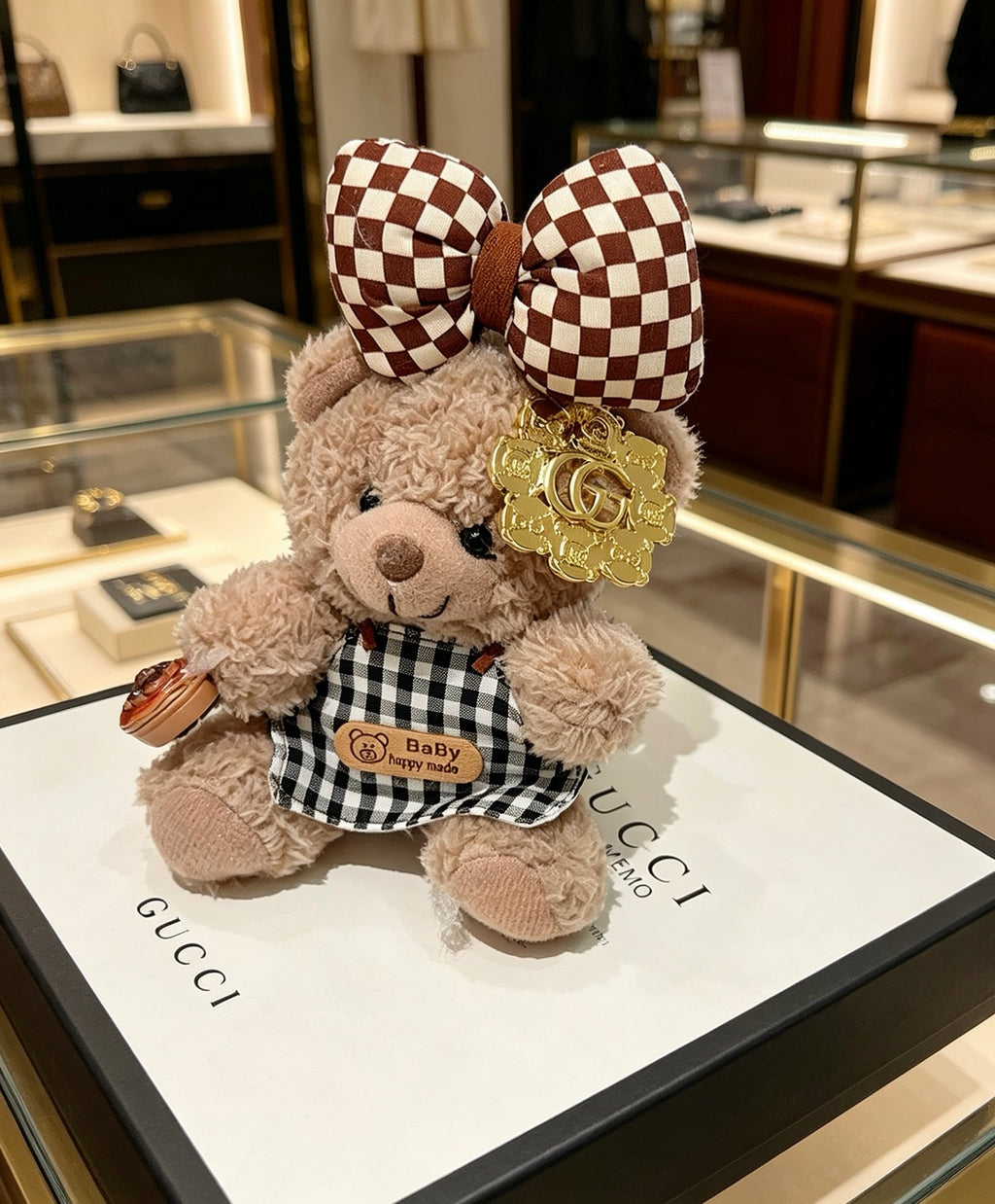 Gucci Anger Forest Interlocking G Key Keychain - album image 6