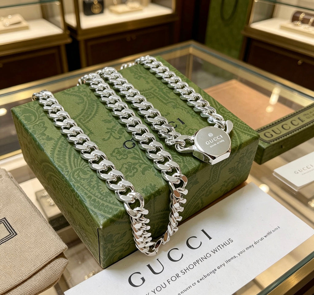 Gucci Anger Forest Interlocking G Antiqued Chain Necklace - album image 2