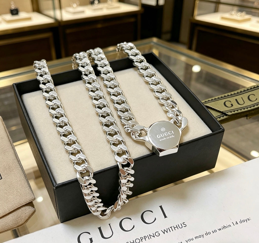 Gucci Anger Forest Interlocking G Antiqued Chain Necklace - album image 7
