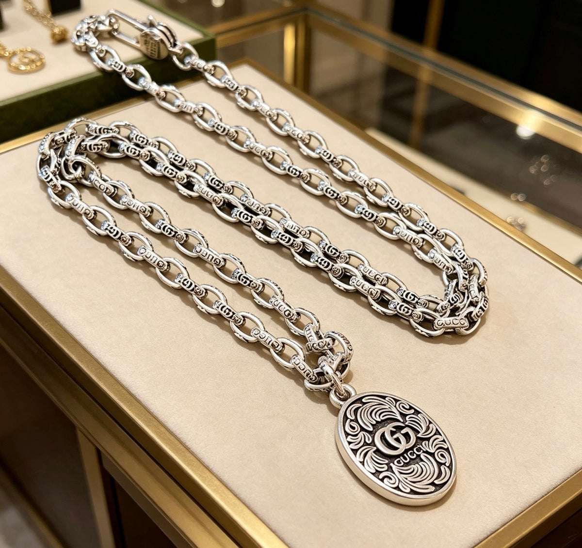 Gucci Anger Forest Interlocking G Antiqued Chain Necklace - album image 1