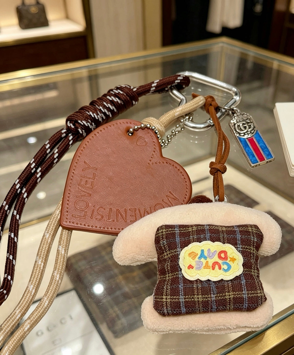 Gucci Anger Forest Interlocking G Key Keychain - album image 5