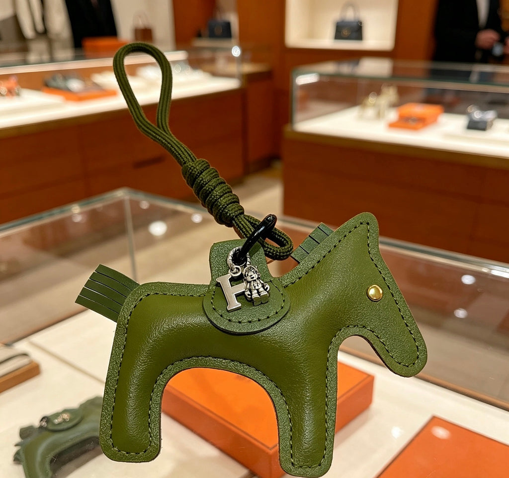 Hermès Green Horse Charm Keychain - album image 5