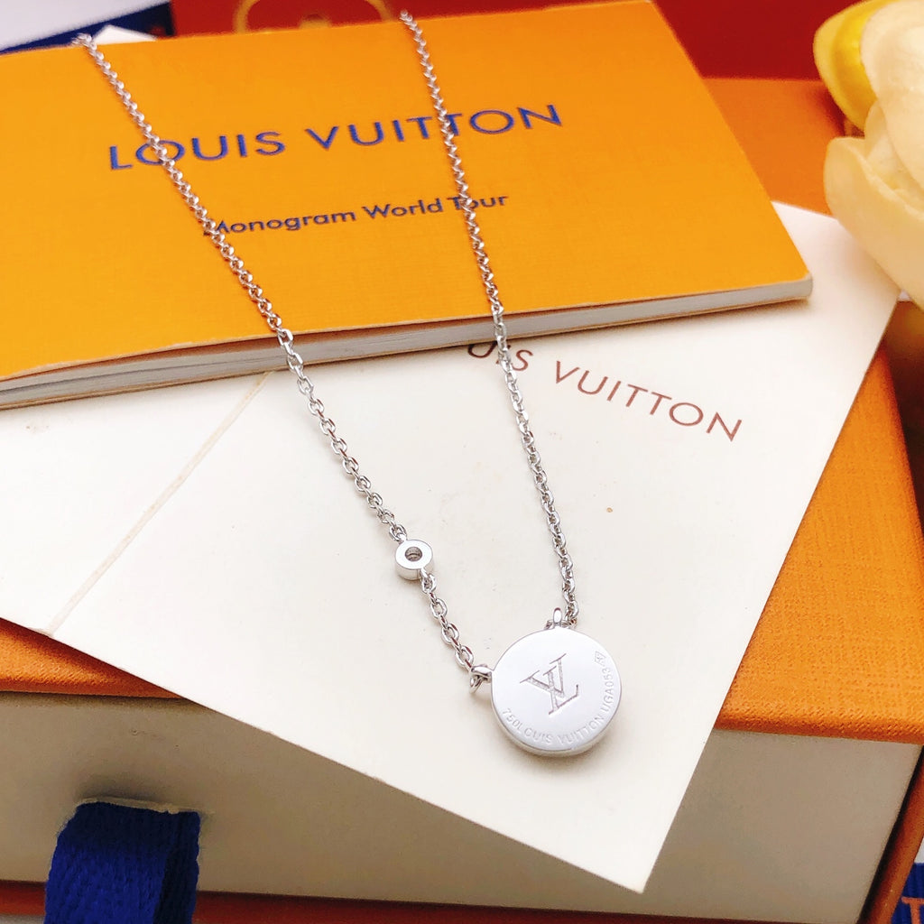 Louis Vuitton Blue Mother-of-Pearl Necklace - album image 2