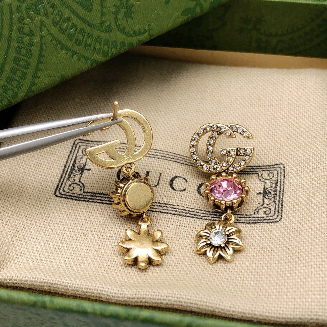 Gucci Bee Earrings - album image 3