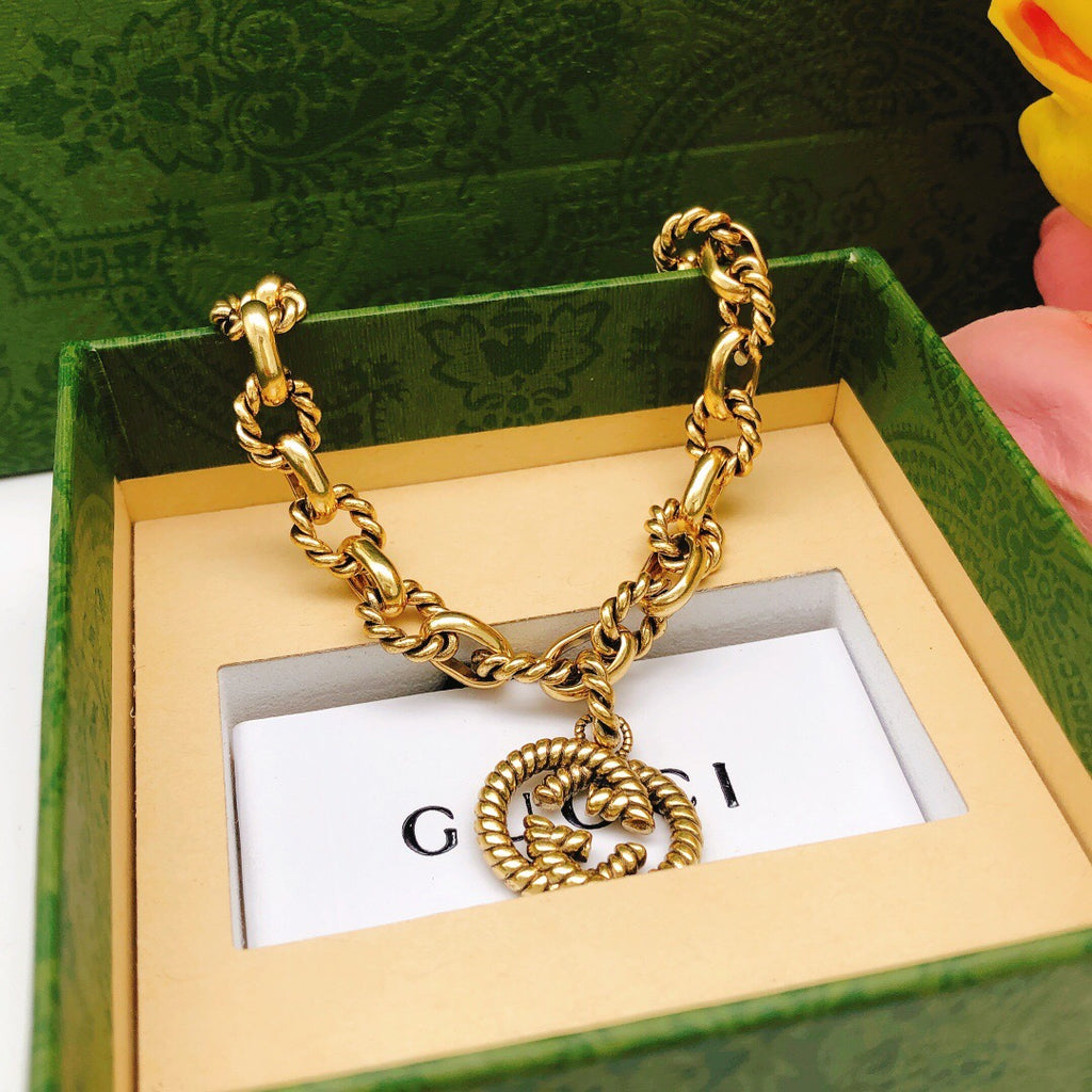 Gucci Interlocking G Twisted Bracelet - album image 3