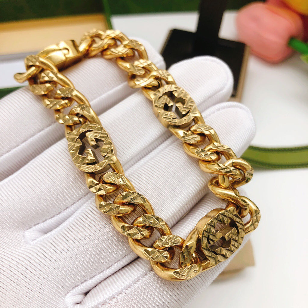 Gucci Interlocking G Bracelet - album image 3