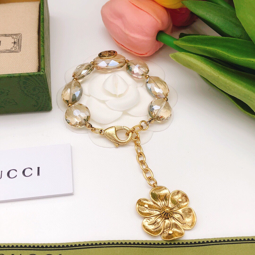 Gucci Interlocking G Flower Bracelet - album image 1